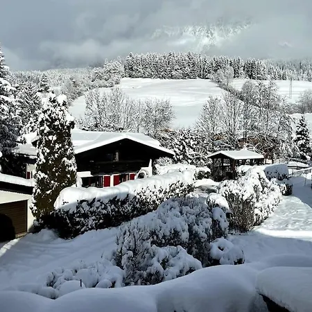 Das Gemuetliche Chalet Im Bergdoktordorf Ellmau Exterior photo